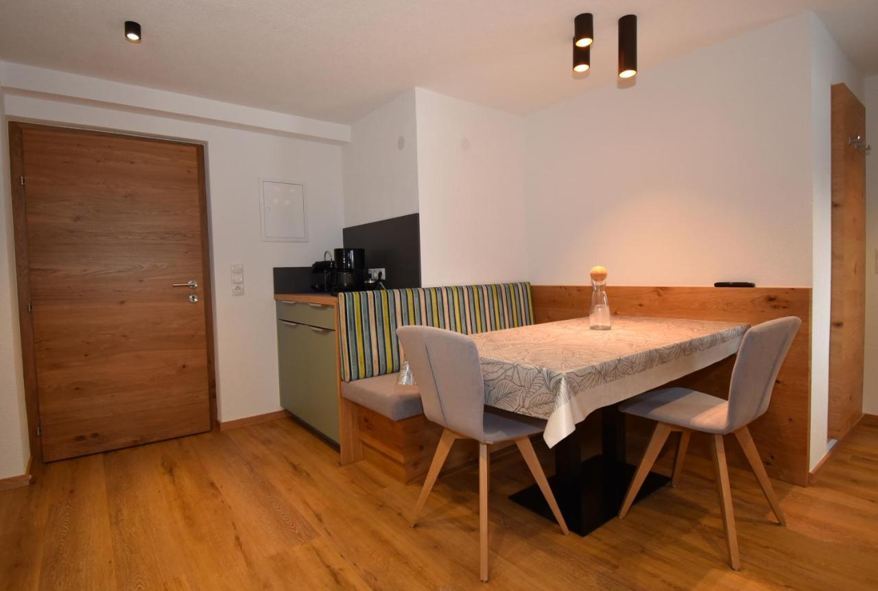 Haus Hubertus Apartment กัลเทือร์ ภายนอก รูปภาพ