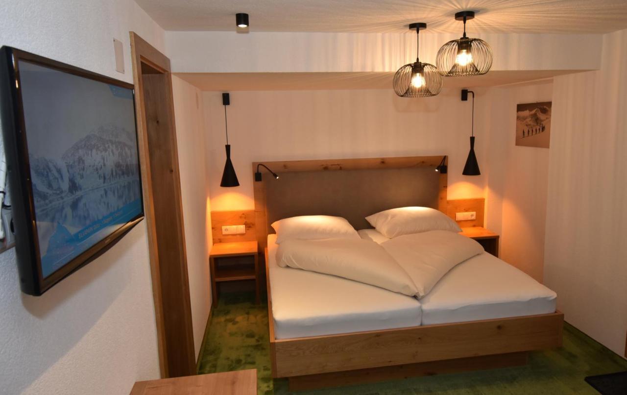 Haus Hubertus Apartment กัลเทือร์ ภายนอก รูปภาพ