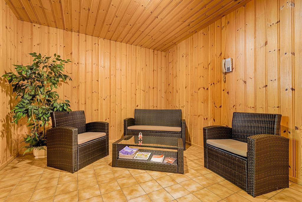 Haus Hubertus Apartment กัลเทือร์ ภายนอก รูปภาพ